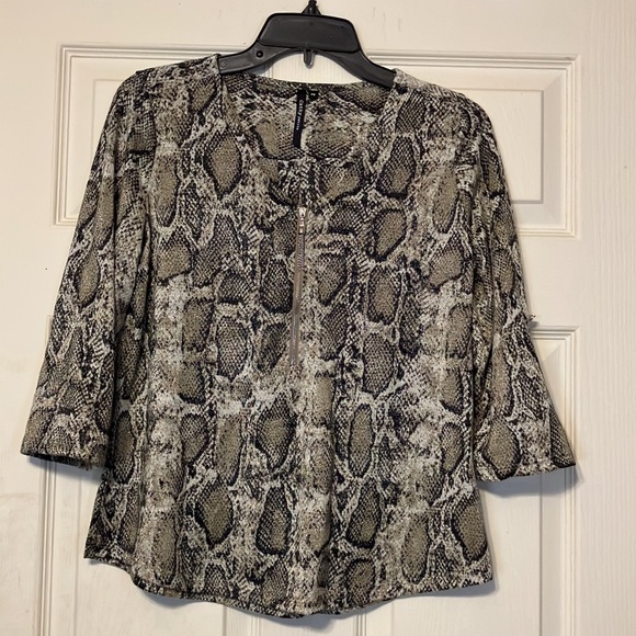 Cathy Petit small top - Picture 2 of 7